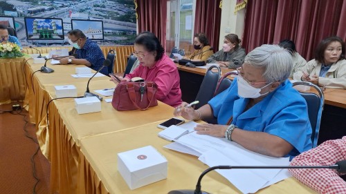 ทน.แม่สอด จัดประชุมสรุปผลการสำรวจและประเมินความจำเป็นเร่งด่วนแก่ผู้ประสบปัญหาทางสังคมในพื้นที่ ปีงบประมาณ 2567
