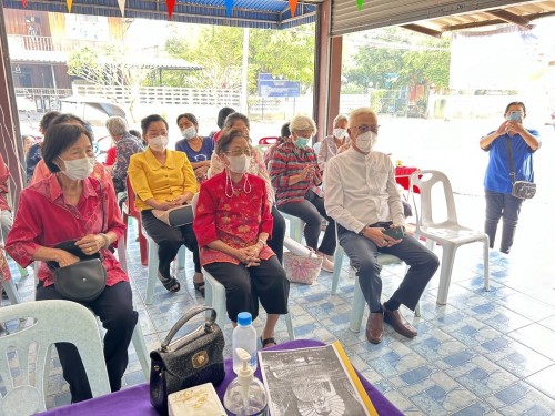 เทศบาลนครแม่สอด เข้าร่วมประชุมผู้สูงอายุ ชุมชนปู่แดง และชุมชนสักทอง ประจำเดือนกุมภาพันธ์ 2567