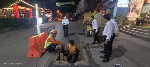 เทศบาลนครแม่สอด ลงพื้นที่ติดตามความคืบหน้าโครงการก่อสร้างระบบจำหน่ายไฟฟ้าเป็นเคเบิลใต้ดิน บริเวณถนนประสาทวิถี