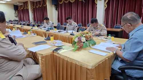 เทศบาลนครแม่สอด จัดประชุมคณะกรรมการสอบคัดเลือกพนักงานเทศบาลให้ดำรงตำแหน่งต่างสายงาน ฯ