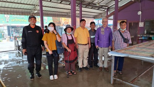 เทศบาลนครแม่สอด ลงพื้นที่ดำเนินการฉีดล้างทำความสะอาดตลาด ในพื้นที่เขตเทศบาลนครแม่สอด
