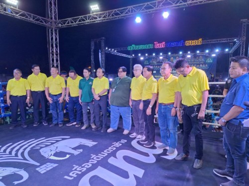 ทน.แม่สอด ร่วมพิธีเปิดงานศึกช้างมวยไทยเกียรติเพชรสัญจรมหากุศลฯ ณ สนามกีฬาสมเด็จพระนเรศวรมหาราช (สนามมวย ชั่วคราว) 