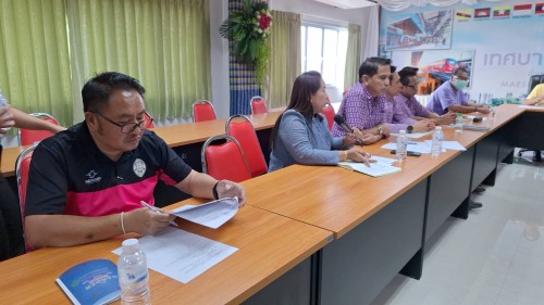 ทน.แม่สอด จัดประชุมเตรียมความพร้อมในพิธีเปิดการแข่งขันกีฬาประสานพลังแผ่นดินต่อต้านยาเสพติด