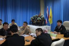 ในวันจันทร์ที่ ๑๓ มิถุนายน ๒๕๕๙ เวลา ๐๙.๐๐น. ดร.เทอดเกียรติ ชินสรนันท์ นายกเทศมนตรนครแม่สอด  นายธนยศ ปานขาว นายอำเภอแม่สอด 