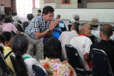 เทศบาลนครแม่สอดได้มีการแจกเบี้ยผู้สูงอายุ ในวันอังคารที่ ๘ มีนาคม ๒๕๕๙