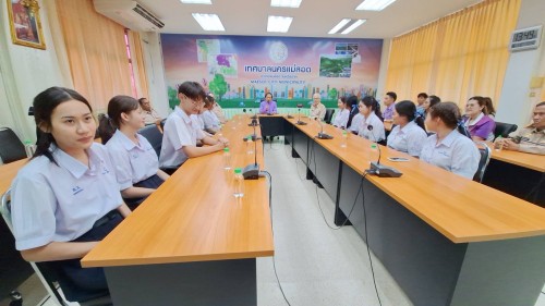 ทน.แม่สอด มอบใบประกาศเกียรติบัตร ผู้ผ่านการฝึกประสบการณ์ ด้านการแพทย์และสาธารณสุข คลินิกชุมชนอบอุ่นเทศบาลนครแม่สอด