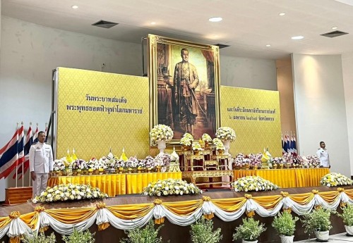 ทน.แม่สอด เข้าร่วมพิธีวันพระบาทสมเด็จพระพุทธยอดฟ้าจุฬาโลกมหาราช และวันที่ระลึกมหาจักรีบรมราชวงศ์ ประจำปี 2567