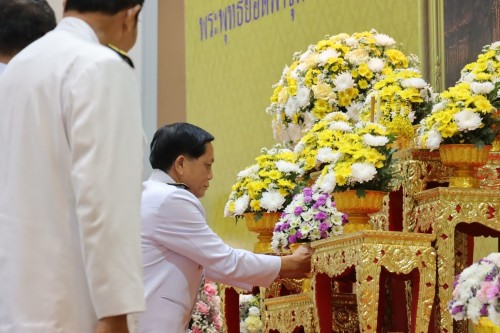 ทน.แม่สอด เข้าร่วมพิธีวันพระบาทสมเด็จพระพุทธยอดฟ้าจุฬาโลกมหาราช และวันที่ระลึกมหาจักรีบรมราชวงศ์ ประจำปี 2567