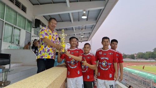 เทศบาลนครแม่สอด จัดโครงการแข่งขันกีฬาฟุตบอล 7 คน “มหาสงกรานต์ 67” ประจำปี 2567