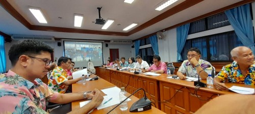 ทน.แม่สอด ร่วมประชุมจัดตั้งหมู่บ้านป้องกันและแก้ไขปัญหายาเสพติด 