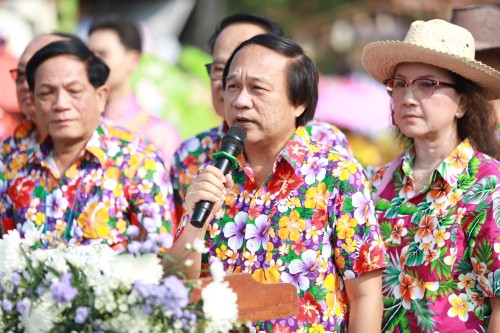 ทน.แม่สอด จัดโครงการงานประเพณีสงกรานต์ ประจำปี 2567 (มหาสงกรานต์เทศบาลนครแม่สอด)