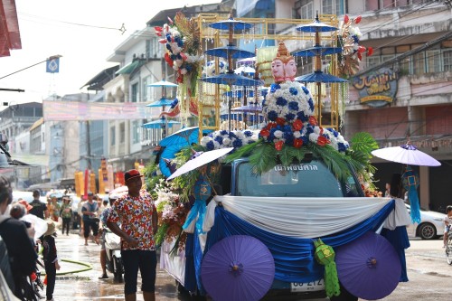 ทน.แม่สอด จัดโครงการงานประเพณีสงกรานต์ ประจำปี 2567 (มหาสงกรานต์เทศบาลนครแม่สอด)