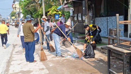 เทศบาลนครแม่สอด ดำเนินการทำความสะอาดหลังเทศกาลสงกรานต์