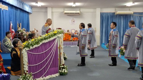 เทศบาลนครแม่สอด เข้าร่วมพิธีประสาทอนุปริญญาบัตรแก่ผู้สำเร็จการศึกษาวิทยาลัยชุมชนตาก ประจำปีการศึกษา 2565 - 2566 