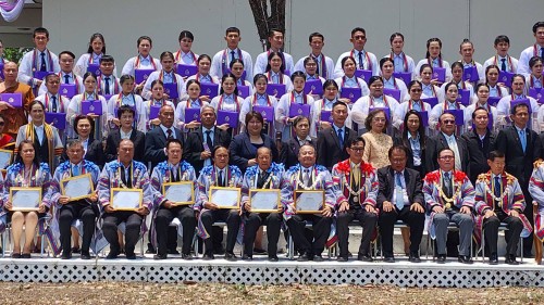 เทศบาลนครแม่สอด เข้าร่วมพิธีประสาทอนุปริญญาบัตรแก่ผู้สำเร็จการศึกษาวิทยาลัยชุมชนตาก ประจำปีการศึกษา 2565 - 2566 