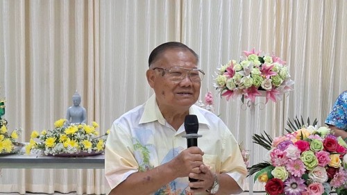 เทศบาลนครแม่สอด ร่วมงานรดน้ำดำหัวของชมรมข้าราชการครูบำนาญเทศบาลนครแม่สอด 