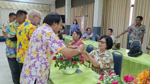 เทศบาลนครแม่สอด ร่วมงานรดน้ำดำหัวของชมรมข้าราชการครูบำนาญเทศบาลนครแม่สอด 
