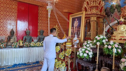 ทน.แม่สอด ร่วมพิธีเจริญพระพุทธมนต์ถวายพระพรชัยมงคล สมเด็จพระเจ้าลูกยาเธอเจ้าฟ้าทีปังกรรัศมีโชติ มหาวชิโรตตมางกูร สิริวิบูลยราชกุมาร