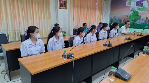 ทน.แม่สอด มอบใบประกาศเกียรติบัตรให้แก่นักเรียน โรงเรียนเทศบาลเฉลิมพระเกียรติฯ ผู้ผ่านการฝึกประสบการณ์ ด้านการแพทย์