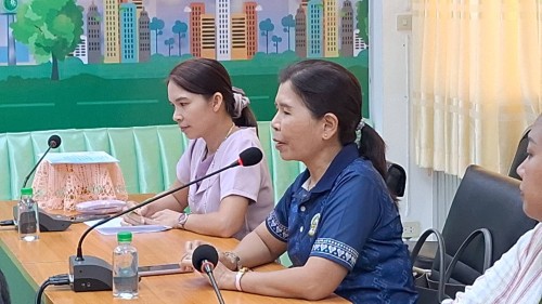 ทน.แม่สอด มอบใบประกาศเกียรติบัตรให้แก่นักเรียน โรงเรียนเทศบาลเฉลิมพระเกียรติฯ ผู้ผ่านการฝึกประสบการณ์ ด้านการแพทย์