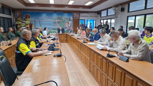 เทศบาลนครแม่สอด ร่วมลงพื้นที่ตรวจสอบข้อเท็จจริงและประชุมเพื่อพิจารณาแก้ไขปัญหาเรื่องร้องเรียนในพื้นที่จังหวัดตาก