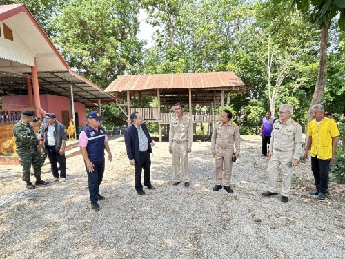 เทศบาลนครแม่สอด ร่วมลงพื้นที่ตรวจสอบข้อเท็จจริงและประชุมเพื่อพิจารณาแก้ไขปัญหาเรื่องร้องเรียนในพื้นที่จังหวัดตาก