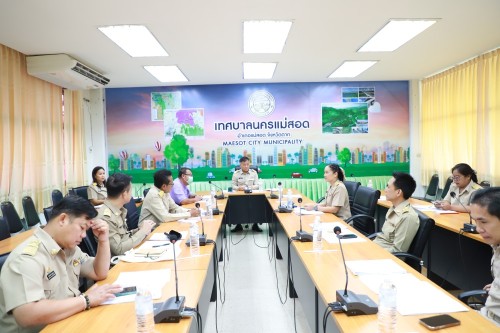 ทน.แม่สอด จัดประชุมการพิจารณาคัดเลือกพ่อตัวอย่างแห่งชาติ และการพิจารณาคัดเลือกแม่ดีเด่นแห่งชาติ ประจำปี 2567