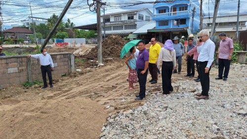 ทน.แม่สอด ลงพื้นที่ติดตามความคืบหน้าโครงการพัฒนาตามผังเมืองรวมเมืองแม่สอด อำเภอแม่สอด จังหวัดตาก