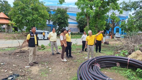 ทน.แม่สอด ลงพื้นที่ติดตามงานก่อสร้างศาลสมเด็จพระนเรศวรมหาราช และศาลหลักเมืองแม่สอด