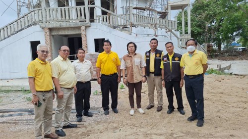 ทน.แม่สอด ลงพื้นที่ติดตามงานก่อสร้างศาลสมเด็จพระนเรศวรมหาราช และศาลหลักเมืองแม่สอด