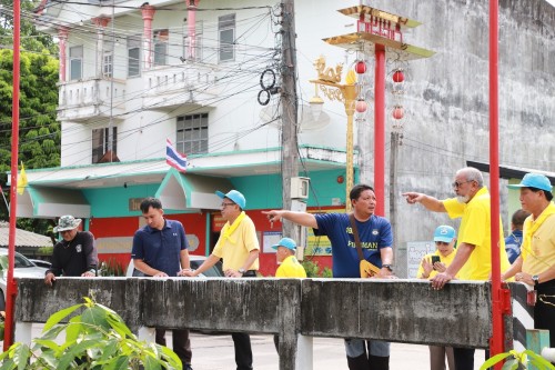 เทศบาลนครแม่สอด จัดกิจกรรม “จิตอาสาพัฒนา คู คลอง” เนื่องในโอกาส วันเฉลิมพระชนมพรรษาสมเด็จพระนางเจ้าฯ พระบรมราชินี