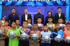 KING POWER THAI POWER พลังคนไทย 100 สนามฟุตบอล สร้างพลังเยาวชนไทย
