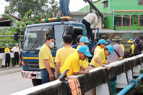 เทศบาลนครแม่สอด จัดกิจกรรม “จิตอาสาพัฒนา คู คลอง” เนื่องในโอกาส วันเฉลิมพระชนมพรรษาสมเด็จพระนางเจ้าฯ พระบรมราชินี