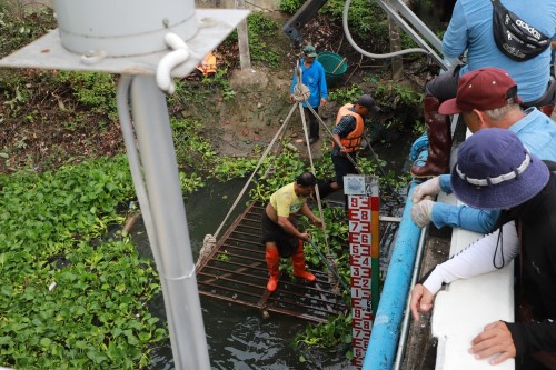 เทศบาลนครแม่สอด จัดกิจกรรม “จิตอาสาพัฒนา คู คลอง” เนื่องในโอกาส วันเฉลิมพระชนมพรรษาสมเด็จพระนางเจ้าฯ พระบรมราชินี