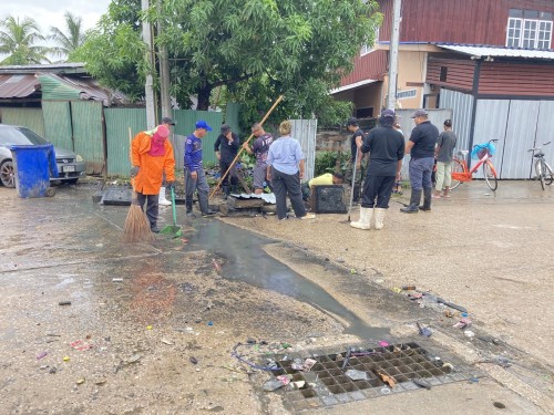ทน.แม่สอด ลงพื้นที่แก้ไขปัญหาน้ำท่วมขัง ชุมชนอิสลาม