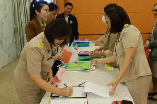 เทศบาลนครแม่สอด จัดโครงการอบรมและศึกษาดูงานการพัฒนาศักยภาพของคณะกรรมการพัฒนาท้องถิ่นเทศบาลนครแม่สอด ประจำปี พ.ศ. 2567