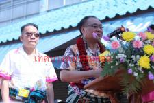 ประธานรัฐสภา (นายสมศักดิ์ เกียรติสุรนนท์)เปิดขบวนแห่สงกรานต์เทศบาลนครแม่สอด 