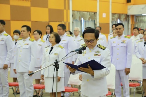 เทศบาลนครแม่สอด จัดพิธีรับพระราชทานพระบรมฉายาลักษณ์ พระบาทสมเด็จพระเจ้าอยู่หัว ที่ฉายกับสมเด็จพระนางเจ้าฯ พระบรมราชินี