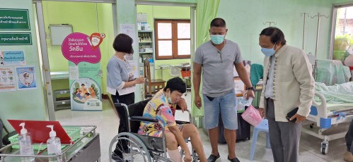 ทน.แม่สอด ลงพื้นที่เยี่ยมติดตามและพบปะประชาชนผู้มาใช้บริการ คลินิกชุมชนอบอุ่น