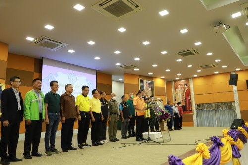 ทน.แม่สอด จัดโครงการฝึกอบรม “โครงการส่งเสริมสุขภาพผู้สูงอายุ สร้างจิตสดใส ร่างกายแข็งแรง” และ “โครงการพัฒนาศักยภาพผู้สูงอายุเทศบาลนครแม่สอด” ประจำปีงบประมาณ 2567