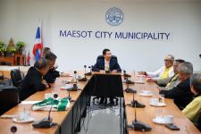 เทศบาลนครแม่สอด ร่วมกับอปท.ในเขตพัฒนาเศรษฐกิจพิเศษตาก ให้การต้อนรับ คณะกรรมการพิจารณาร่างกฎหมาย กระทรวงมหาดไทย ในโอกาสลงพื้นที่จังหวัดตาก 