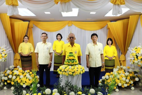 ทน.แม่สอด จัดไห้มีการบันทึกเทปถวายพระพรชัยมงคล เนื่องในโอกาสมหามงคลที่พระบาทสมเด็จพระเจ้าอยู่หัวทรงเจริญพระชนมพรรษา 72 พรรษา