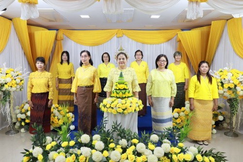 ทน.แม่สอด จัดให้มีการบันทึกเทปถวายพระพรชัยมงคลเนื่องในโอกาสมหามงคลที่พระบาทสมเด็จพระเจ้าอยู่หัวทรงเจริญพระชนมพรรษา 72 พรรษา