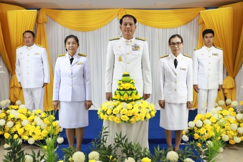 ทน.แม่สอด จัดให้มีการบันทึกเทปถวายพระพรชัยมงคลเนื่องในโอกาสมหามงคลที่พระบาทสมเด็จพระเจ้าอยู่หัวทรงเจริญพระชนมพรรษา 72 พรรษา