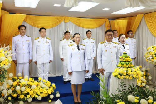ทน.แม่สอด จัดให้มีการบันทึกเทปถวายพระพรชัยมงคลเนื่องในโอกาสมหามงคลที่พระบาทสมเด็จพระเจ้าอยู่หัวทรงเจริญพระชนมพรรษา 72 พรรษา