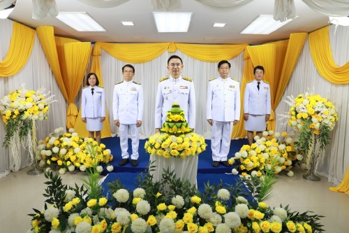 ทน.แม่สอด จัดให้มีการบันทึกเทปถวายพระพรชัยมงคลเนื่องในโอกาสมหามงคลที่พระบาทสมเด็จพระเจ้าอยู่หัวทรงเจริญพระชนมพรรษา 72 พรรษา