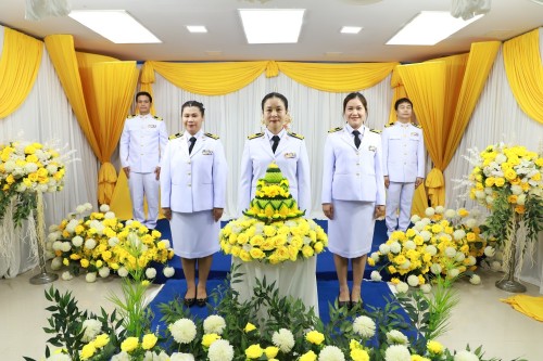 ทน.แม่สอด จัดให้มีการบันทึกเทปถวายพระพรชัยมงคลเนื่องในโอกาสมหามงคลที่พระบาทสมเด็จพระเจ้าอยู่หัวทรงเจริญพระชนมพรรษา 72 พรรษา