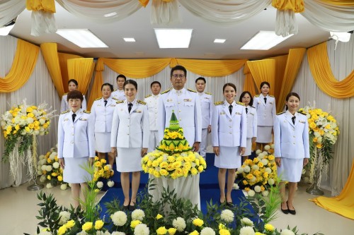 ทน.แม่สอด จัดให้มีการบันทึกเทปถวายพระพรชัยมงคลเนื่องในโอกาสมหามงคลที่พระบาทสมเด็จพระเจ้าอยู่หัวทรงเจริญพระชนมพรรษา 72 พรรษา