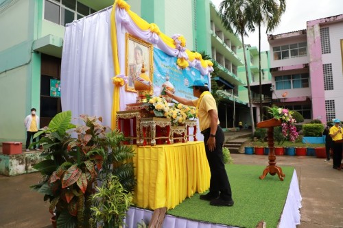 ทน.แม่สอด จัดกิจกรรมจิตอาสาพัฒนาปรับปรุงภูมิทัศน์เฉลิมพระเกียรติ พระบาทสมเด็จพระเจ้าอยู่หัว เนื่องในโอกาสพระราชพิธีมหามงคลเฉลิมพระชนมพรรษา 6 รอบ 28 กรกฎาคม 2567