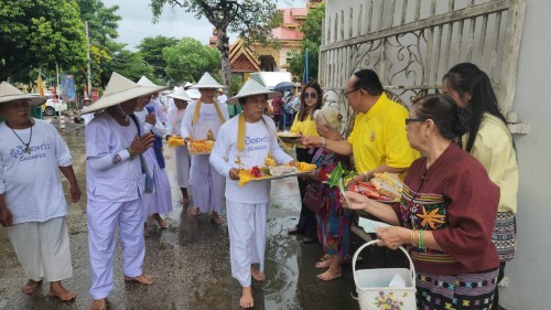 เทศบาลนครแม่สอด จัดงานสืบสานประเพณีแล้อุ๊ปั๊ดตะก่า วัดแม่ซอดน่าด่าน (วัดเงี้ยวหลวง)